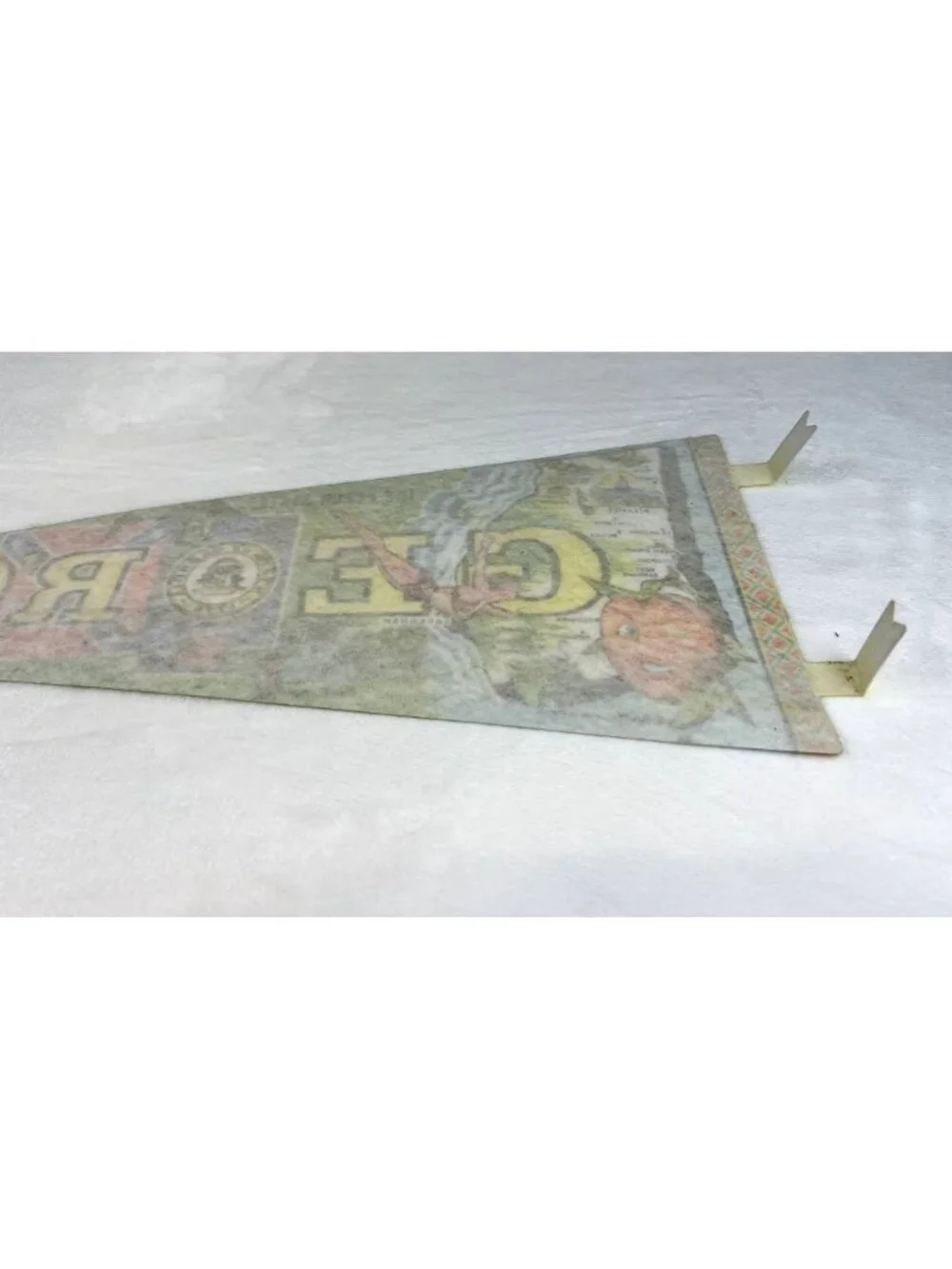 Vintage 1977 Georgia State pennant